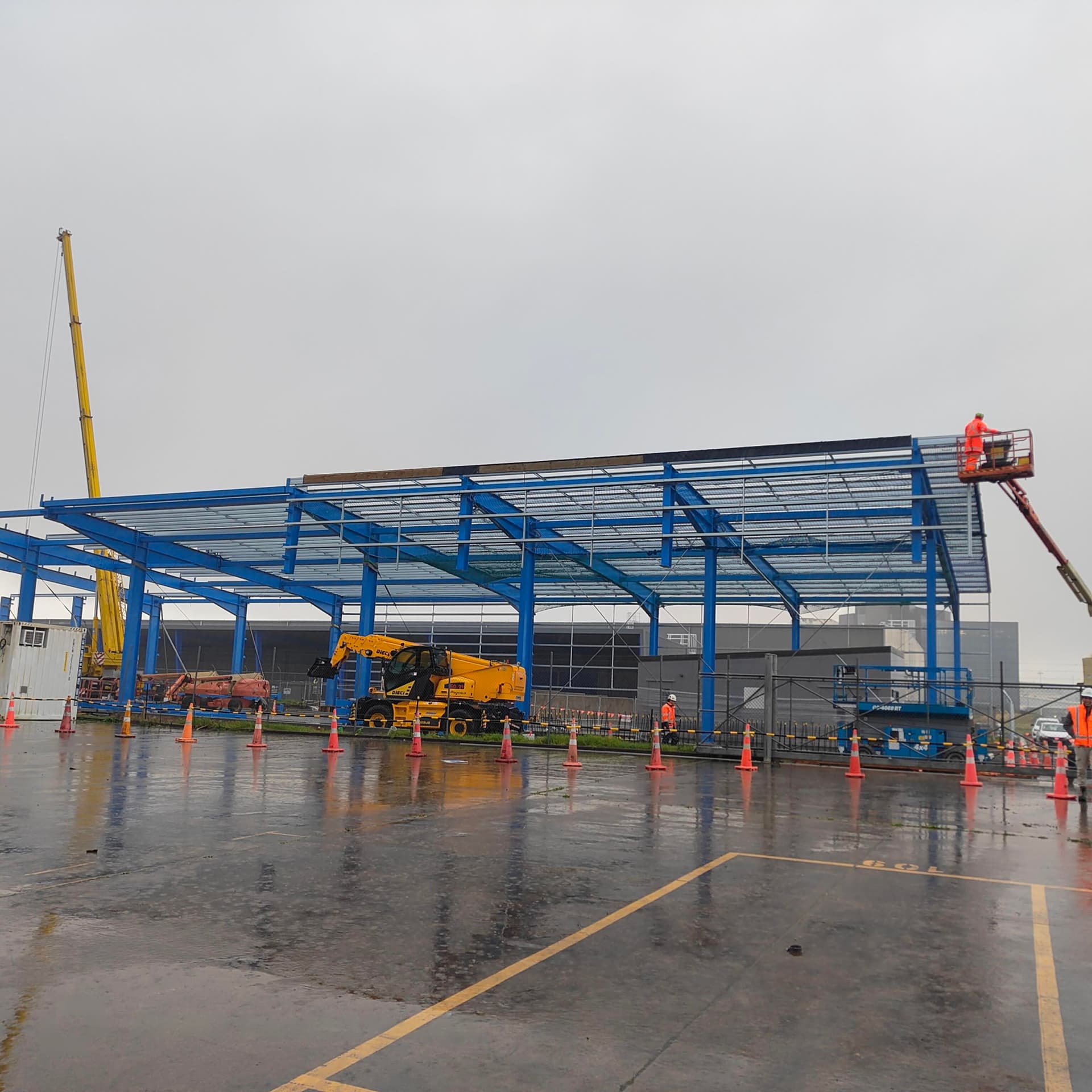 Structural steel framework erected by Lieron Engineering on an Auckland construction site